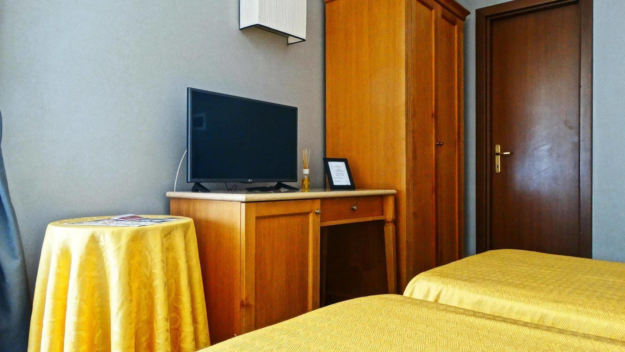 Hotel Dei Quiriti Rom Exteriör bild